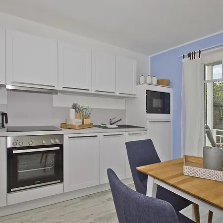 Ferienresidenz Zwei Bodden Ferienwohnung 1-2 *